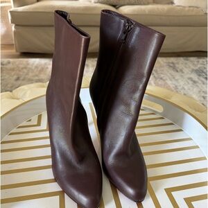 Christian LouBoutin Vera Guoio boots Size 8 1/2